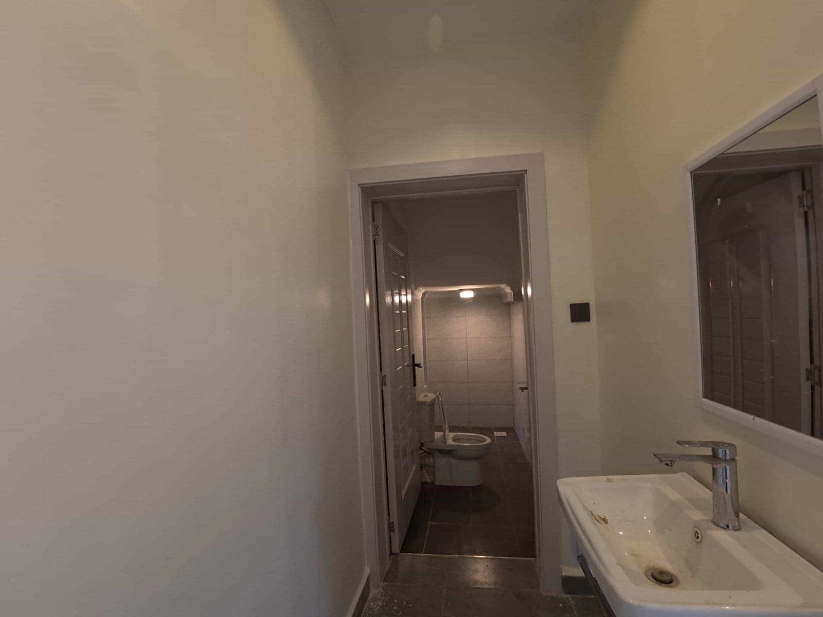 Property - Image 9
