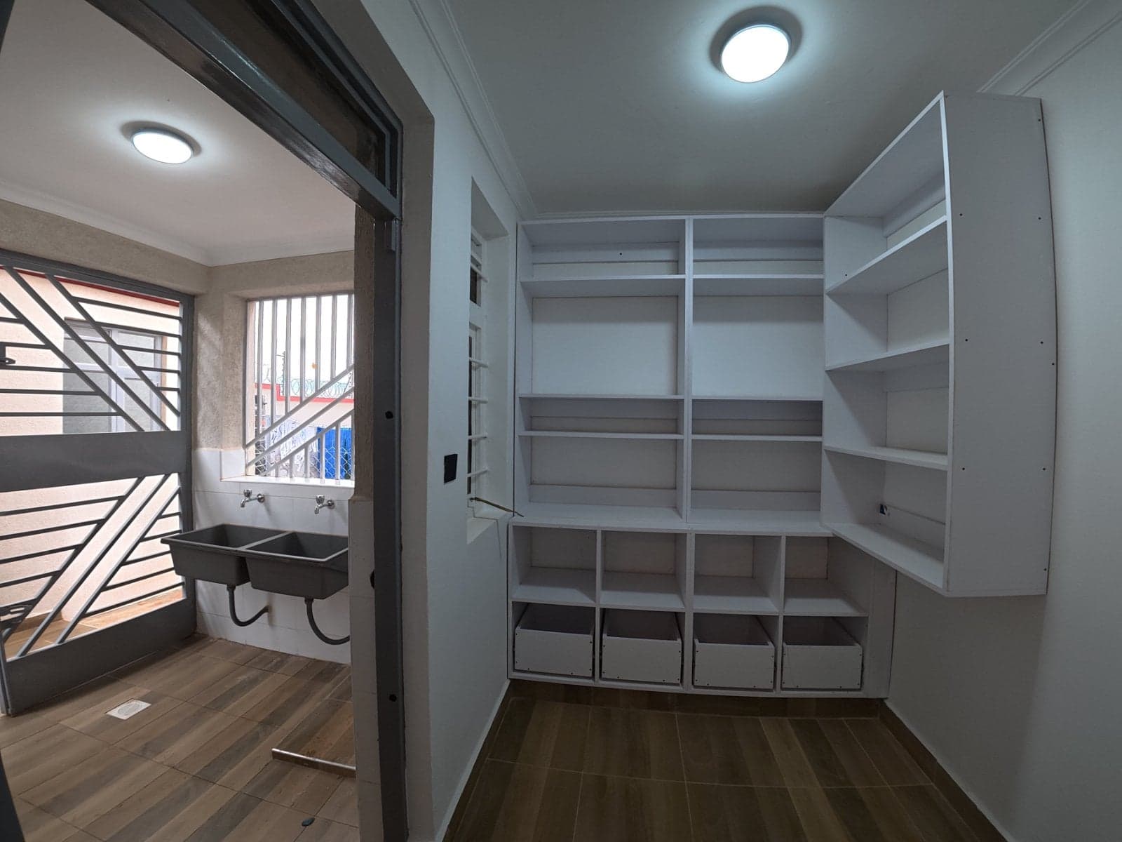 Property - Image 11