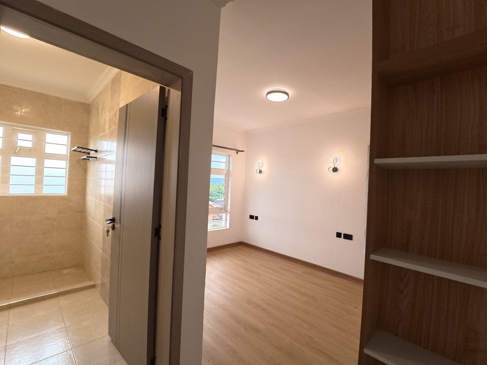 Property - Image 17