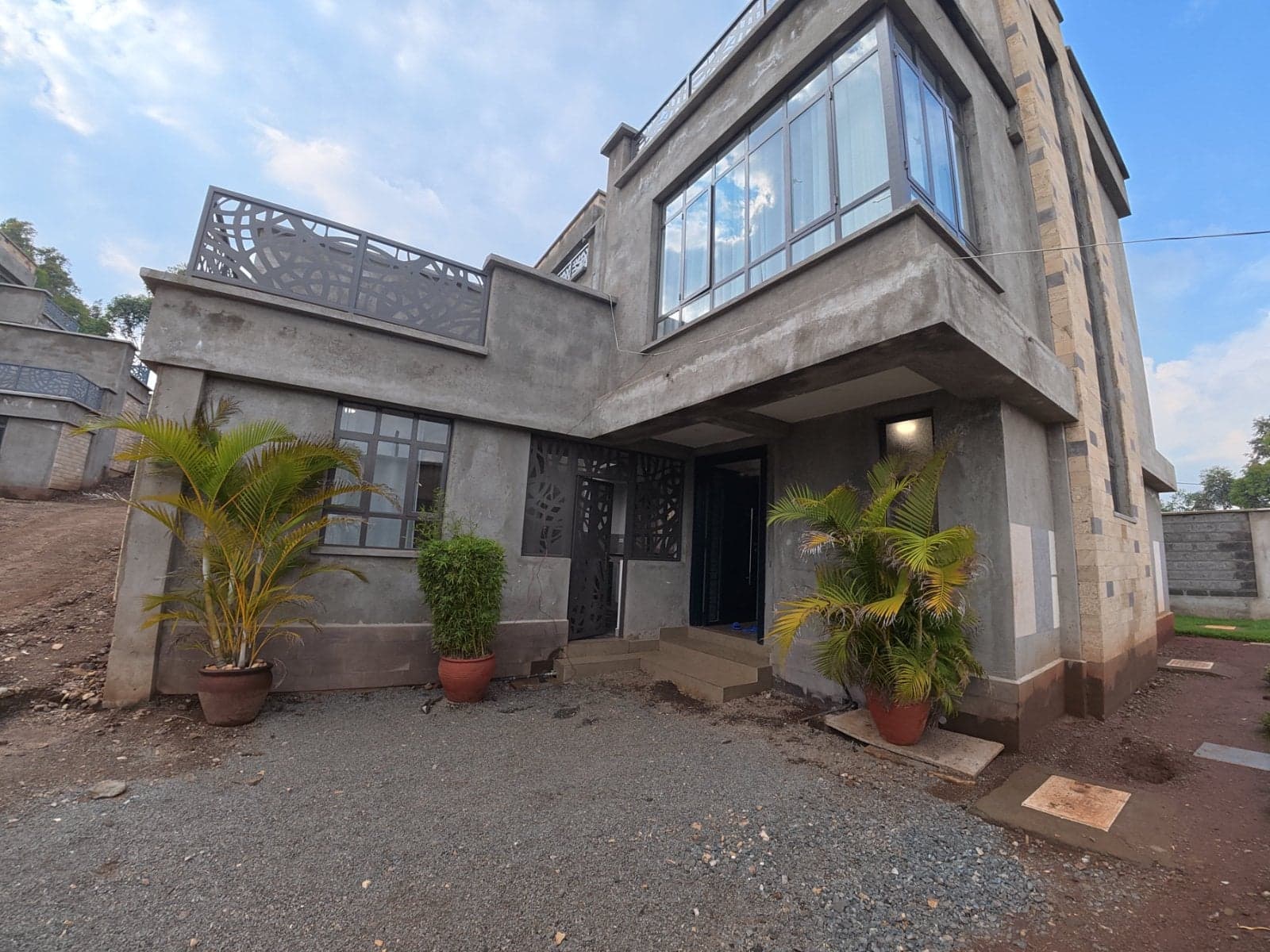 Property - Image 11