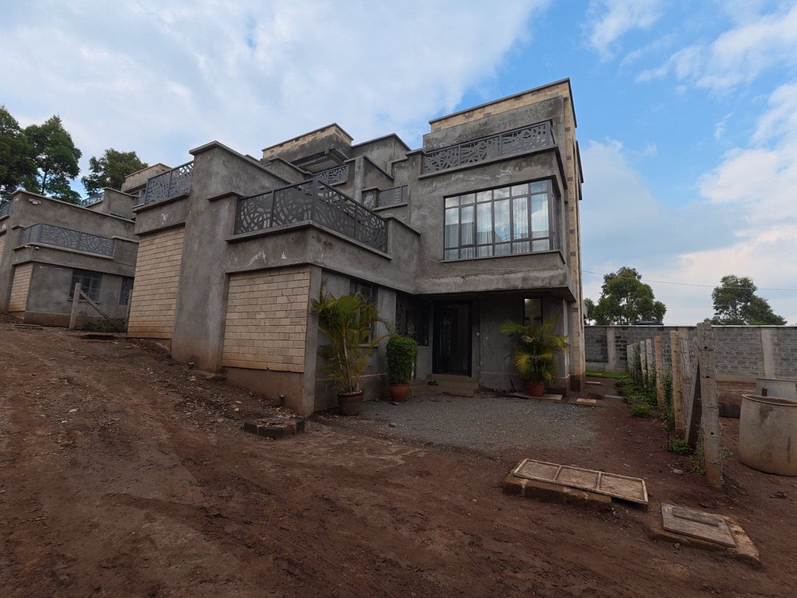 Property - Image 8