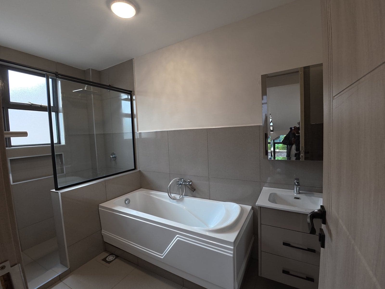 Property - Image 16