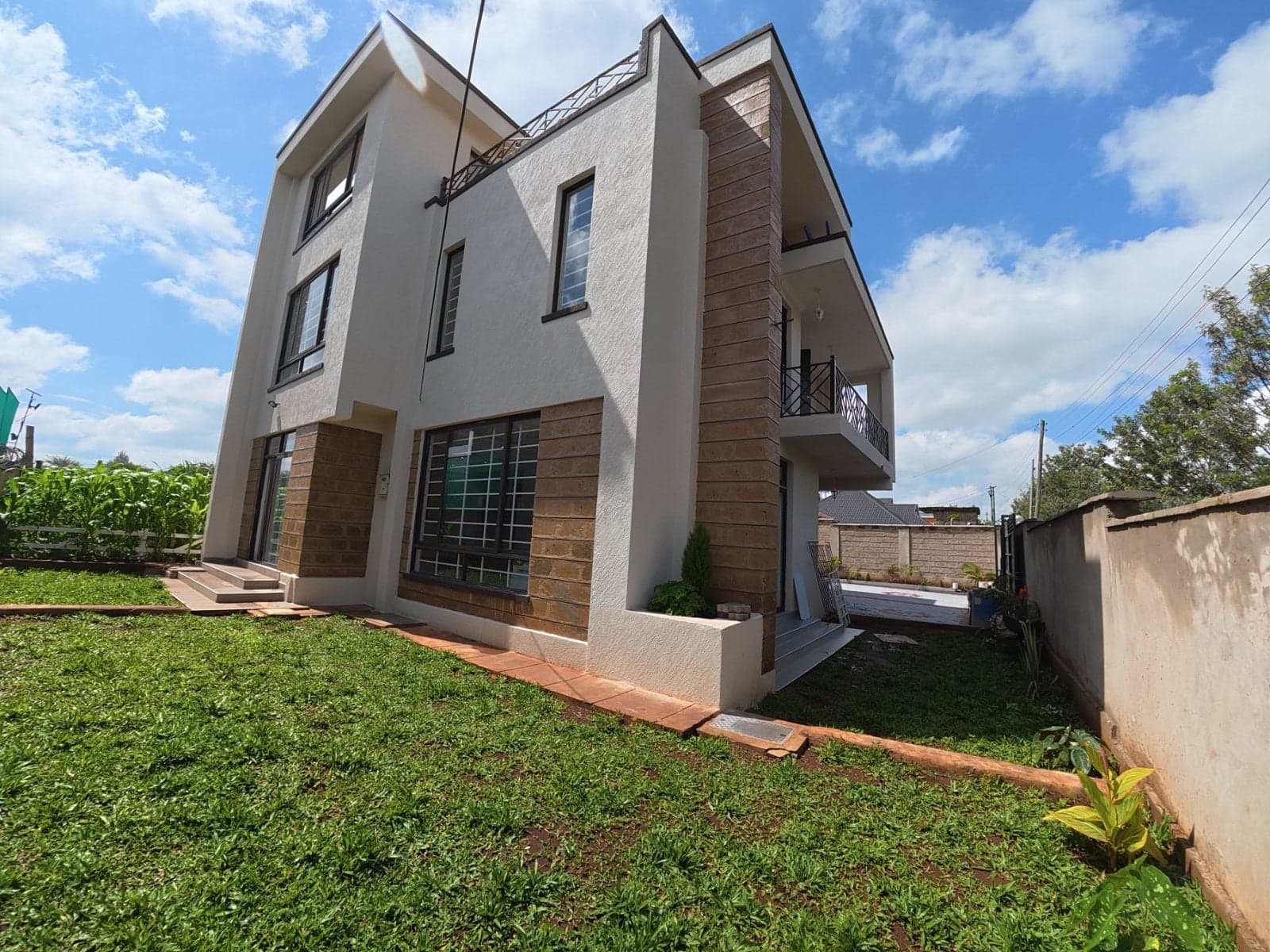 Property - Image 4