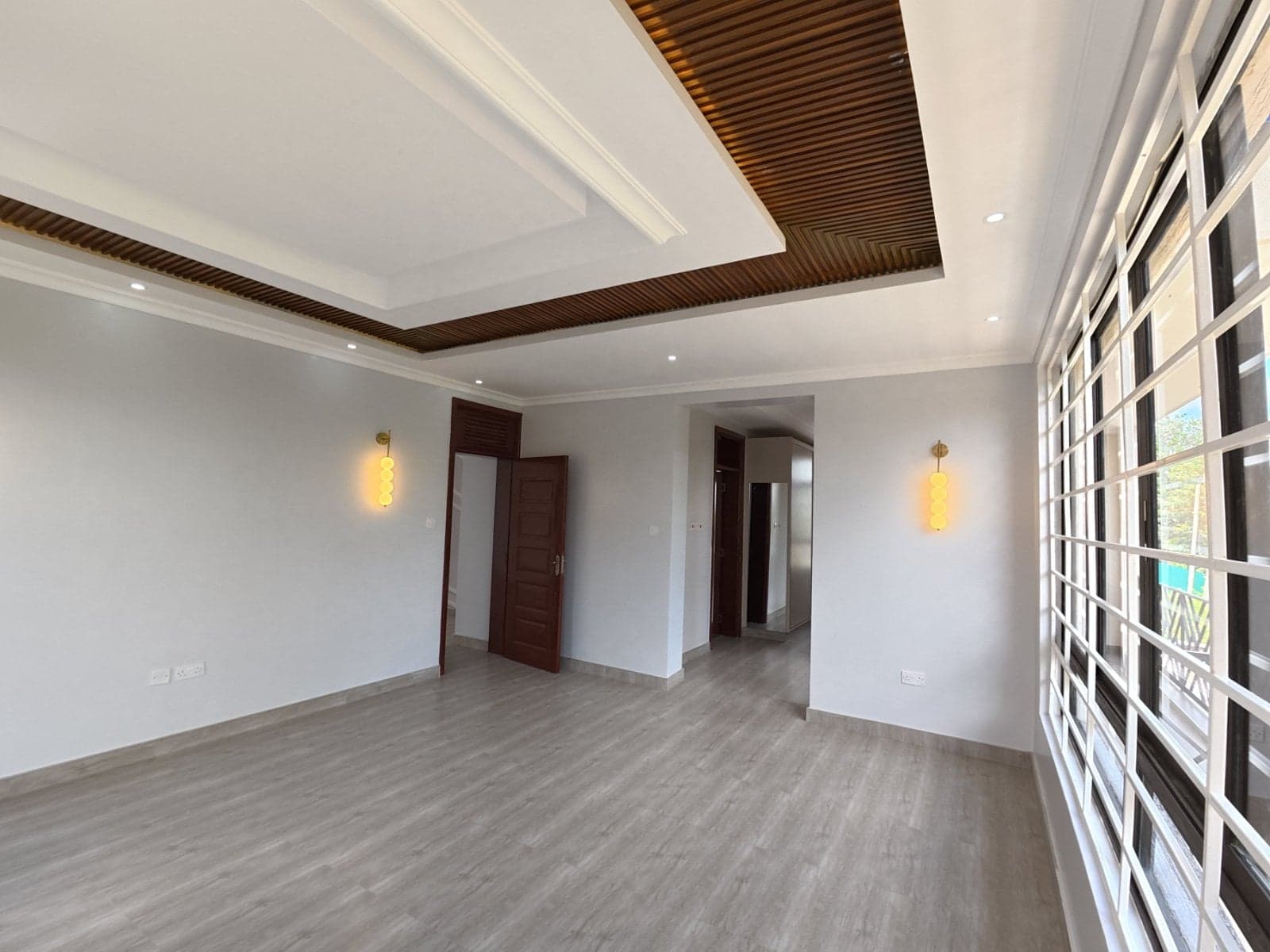 Property - Image 19