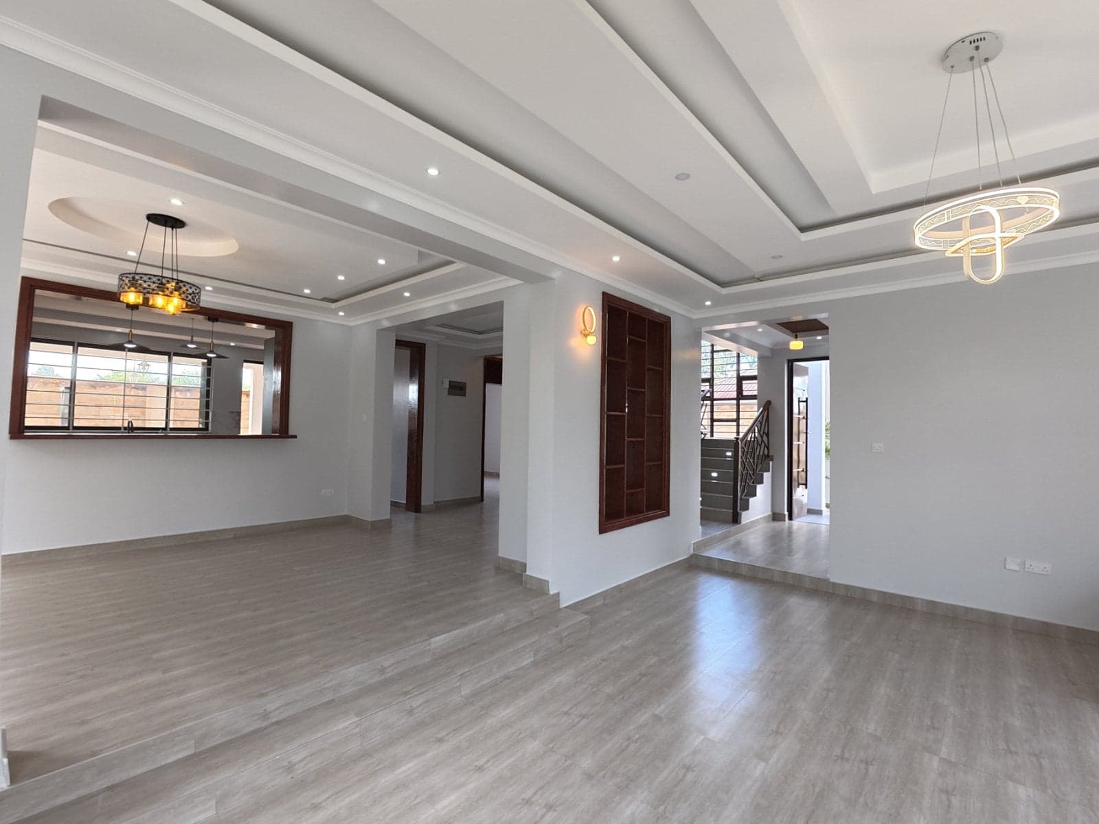 Property - Image 11