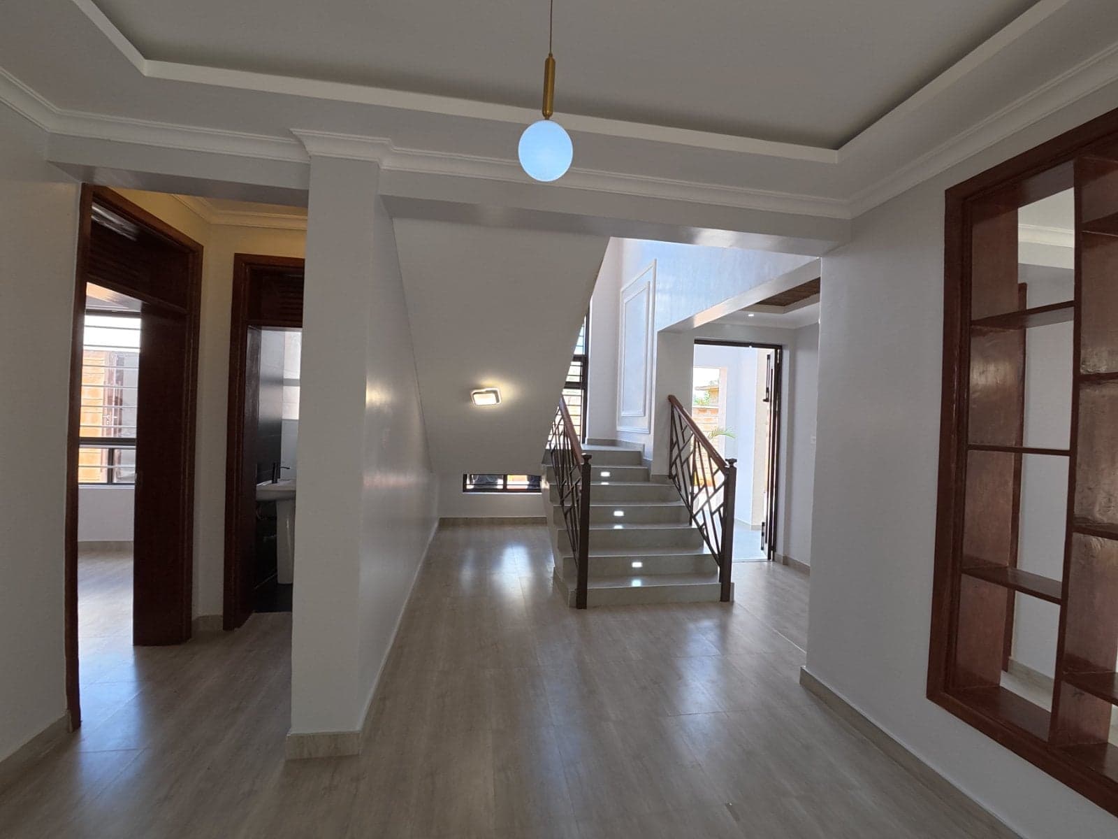 Property - Image 12