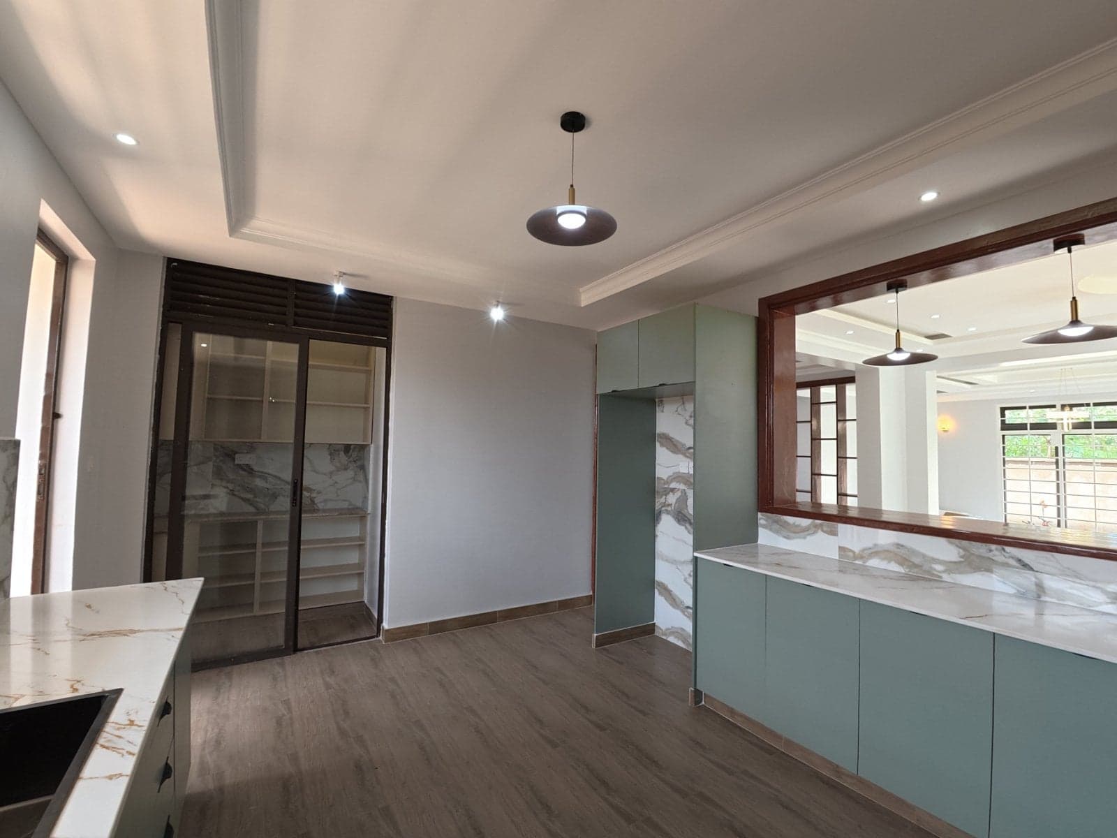 Property - Image 14
