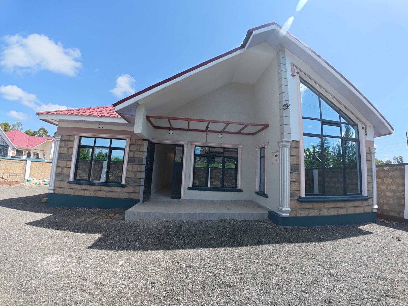 Property - Image 2