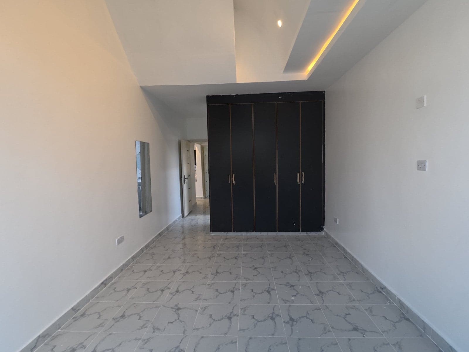 Property - Image 10