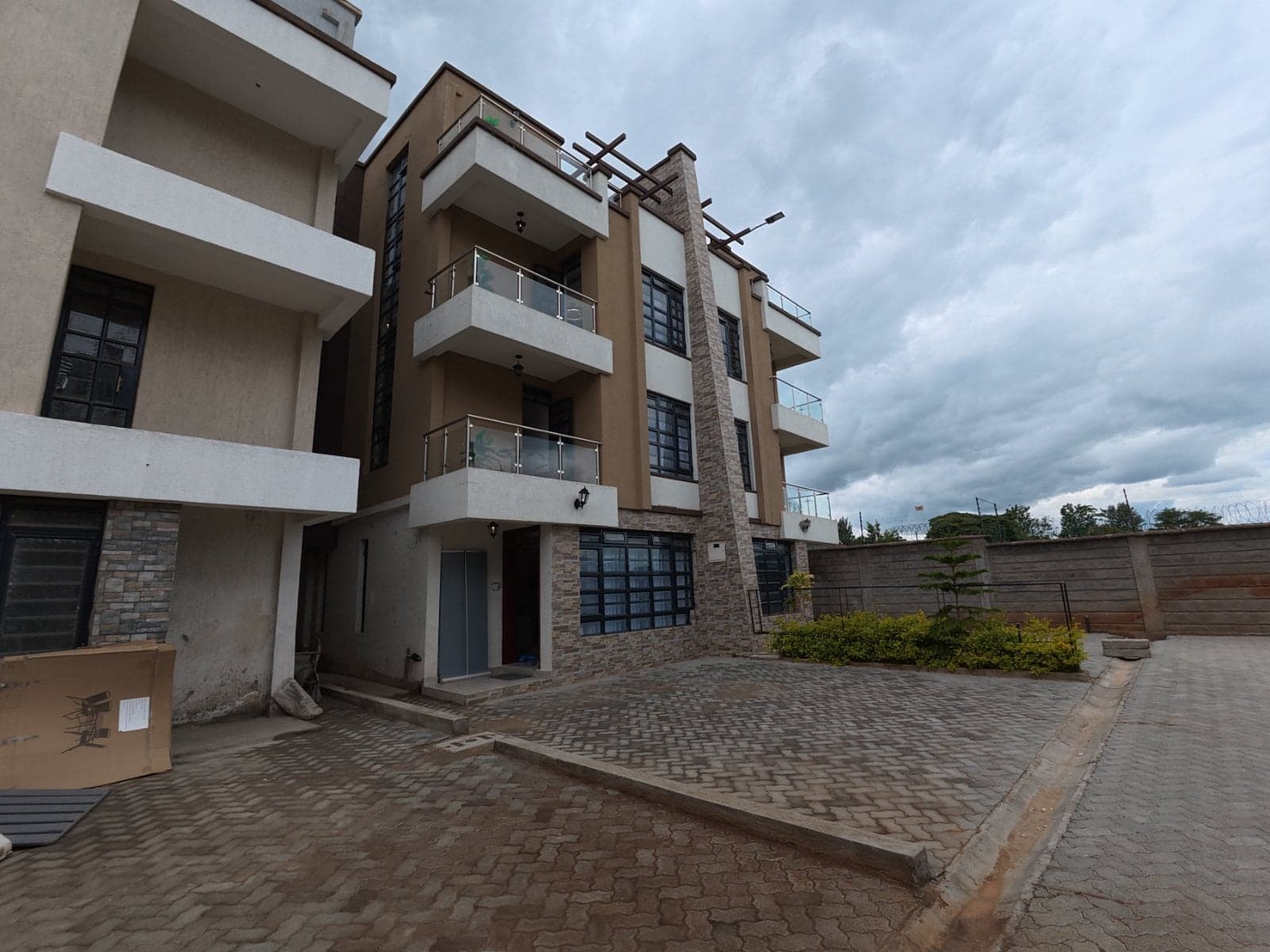 Property - Image 3