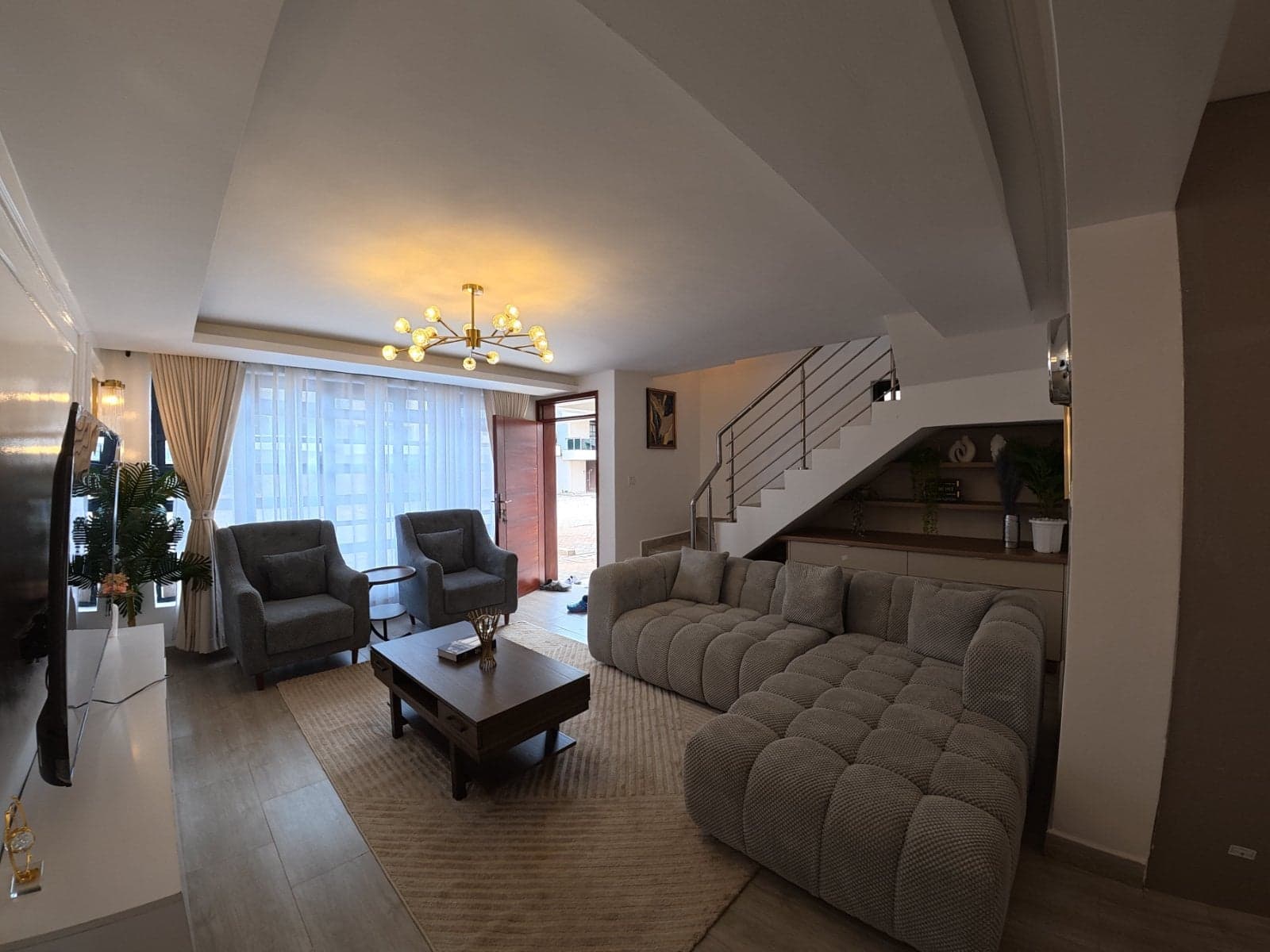 Property - Image 5