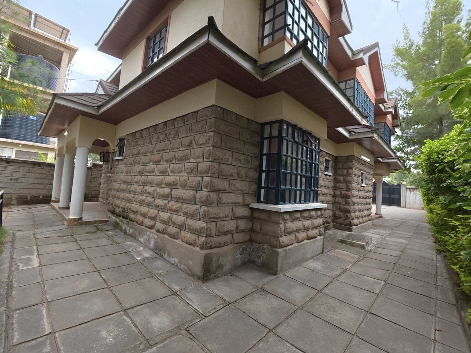 Property - Image 7