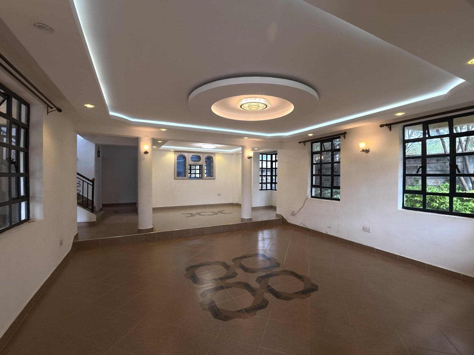 Property - Image 10