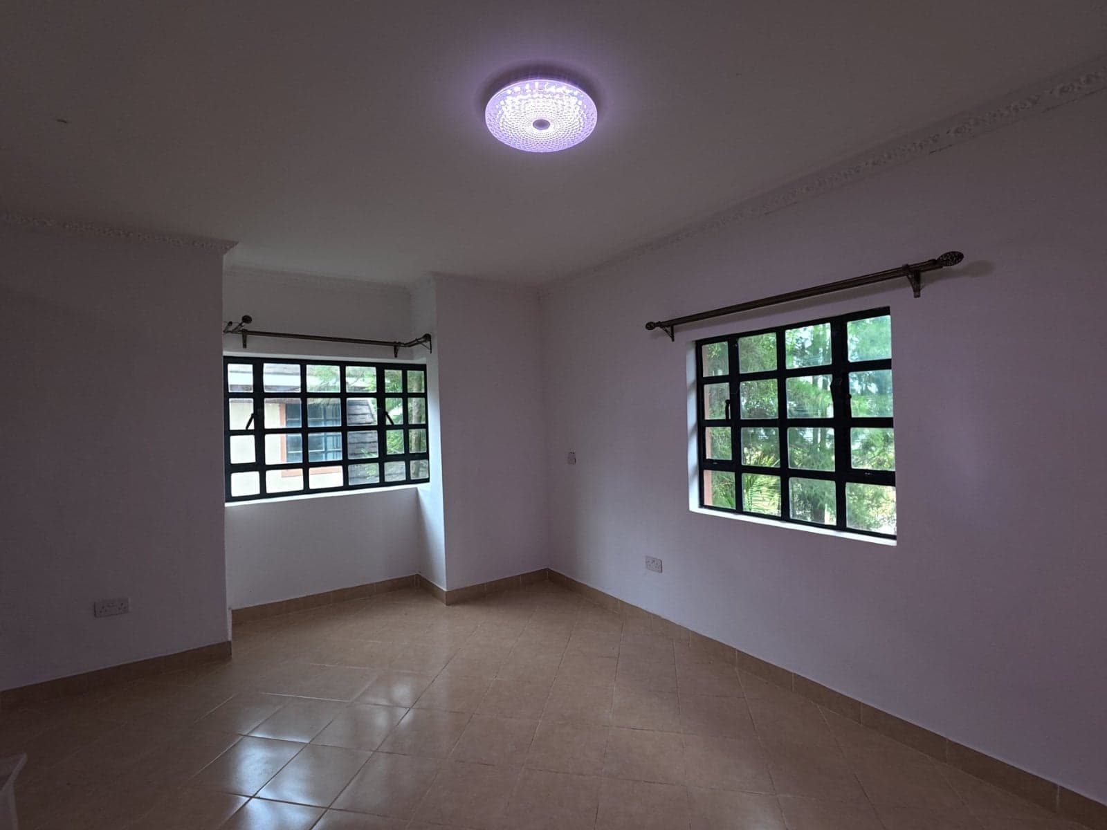 Property - Image 17