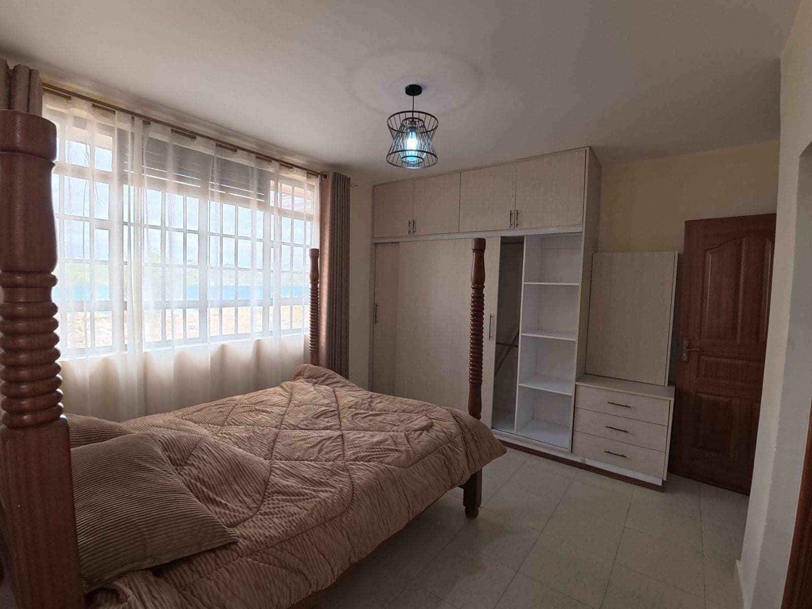Property - Image 13