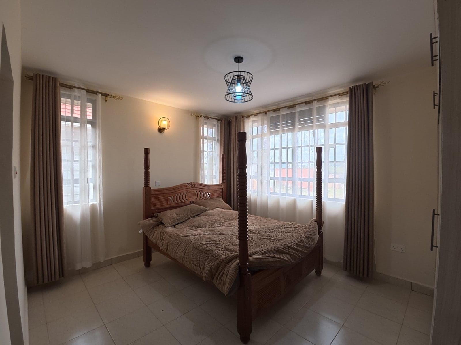 Property - Image 15