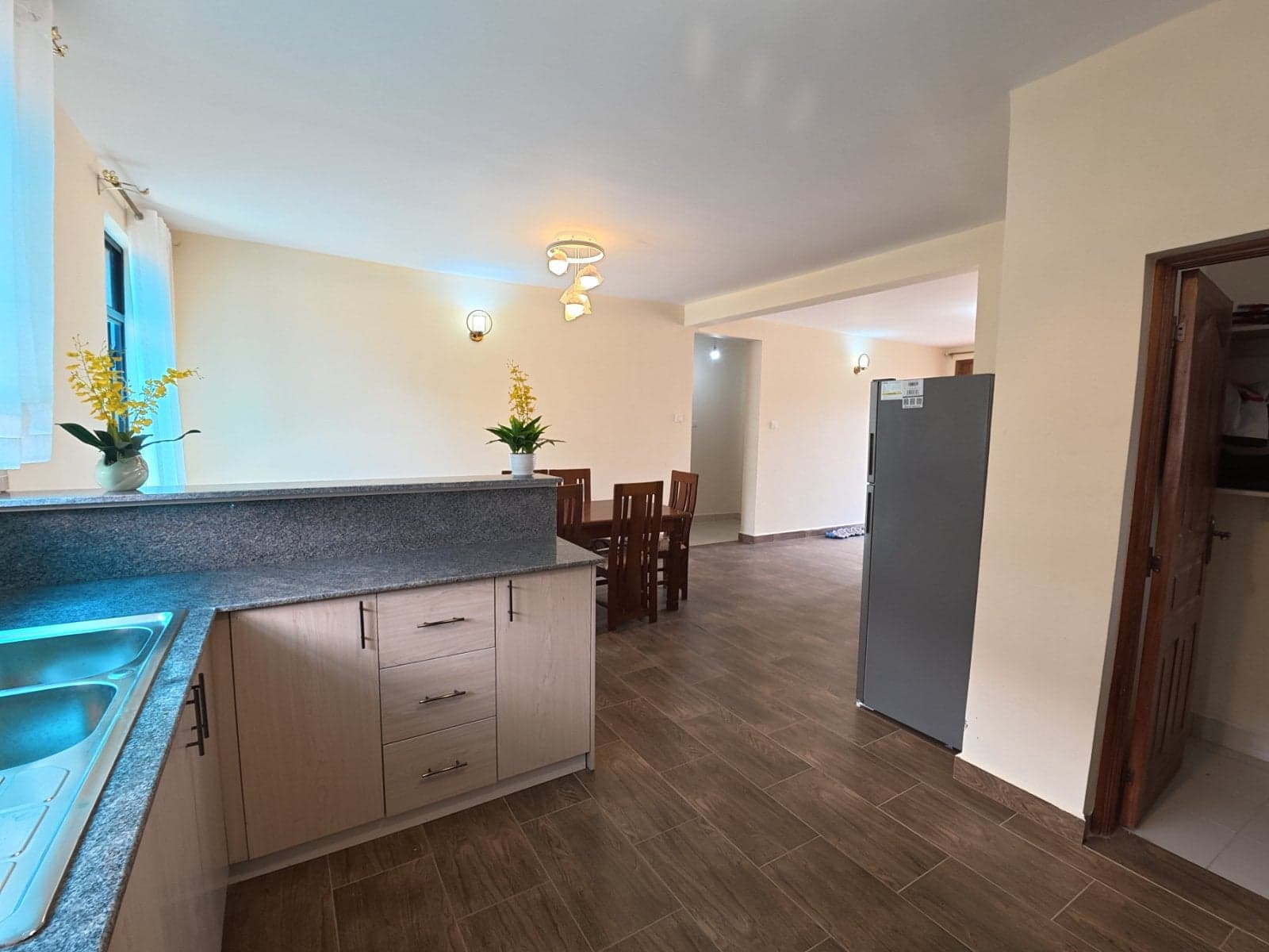 Property - Image 10