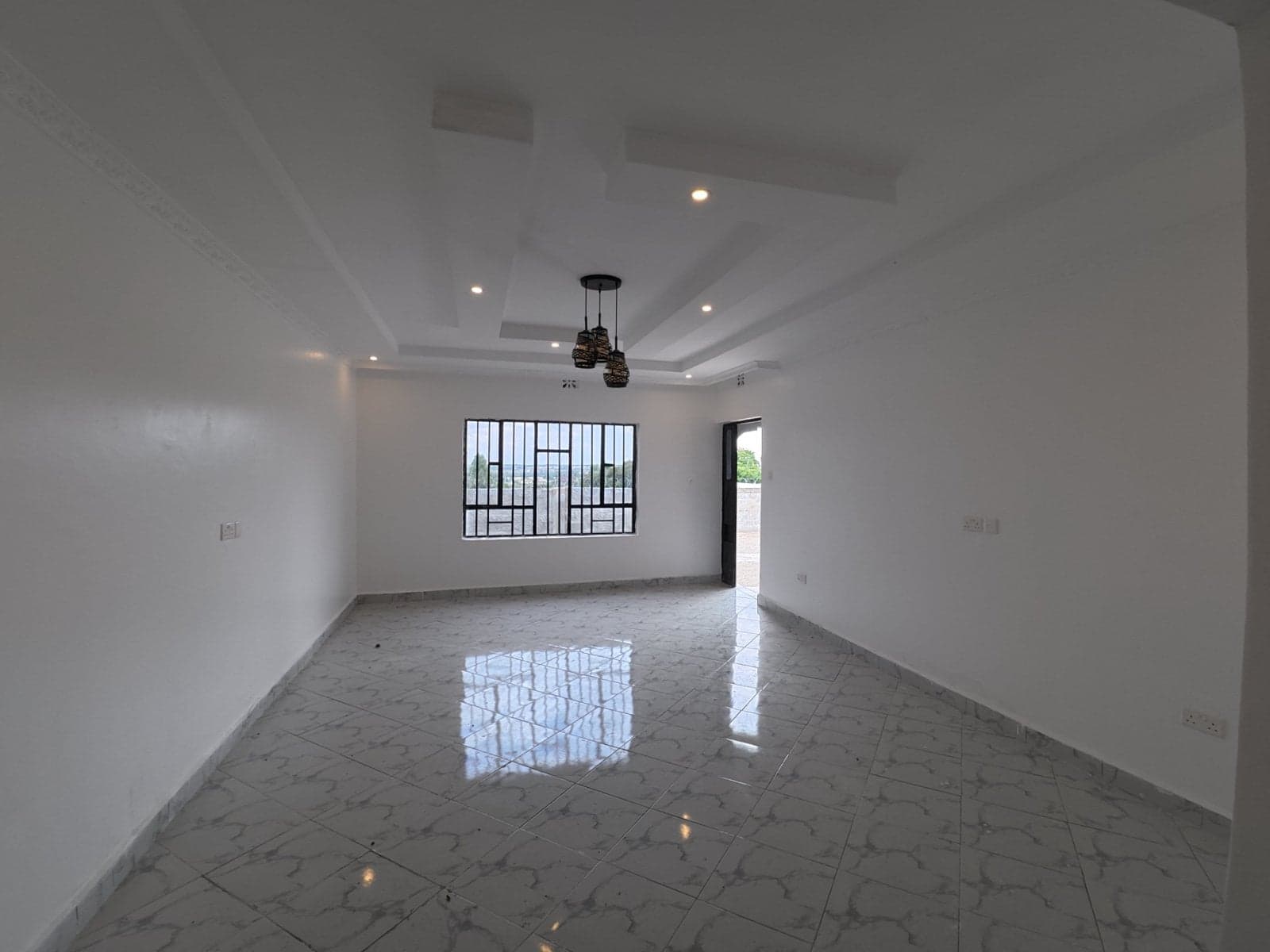 Property - Image 6