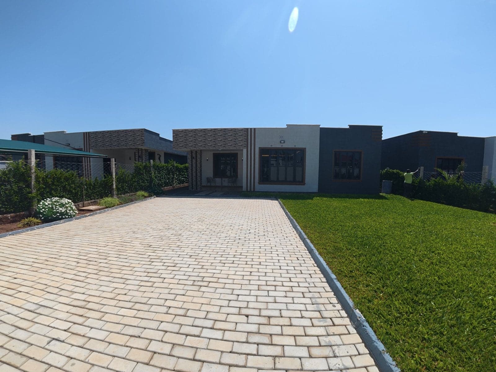 Property - Image 2