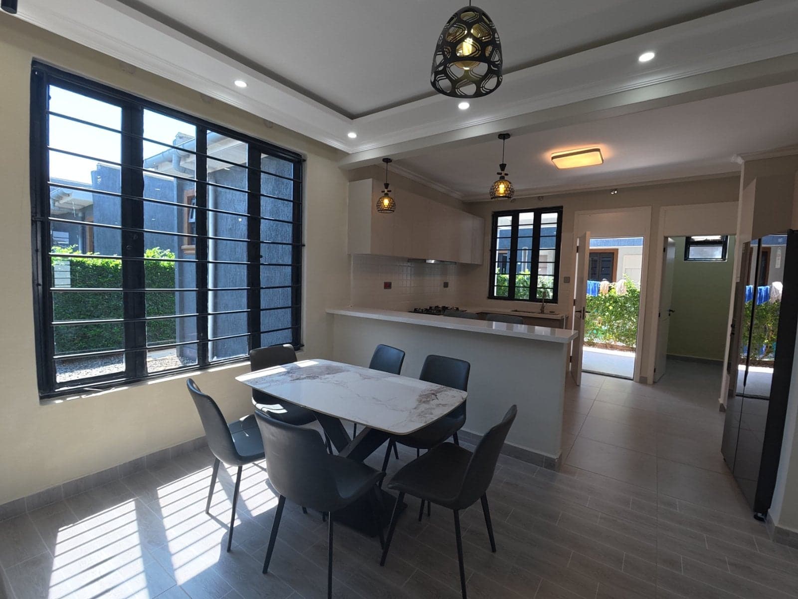 Property - Image 10