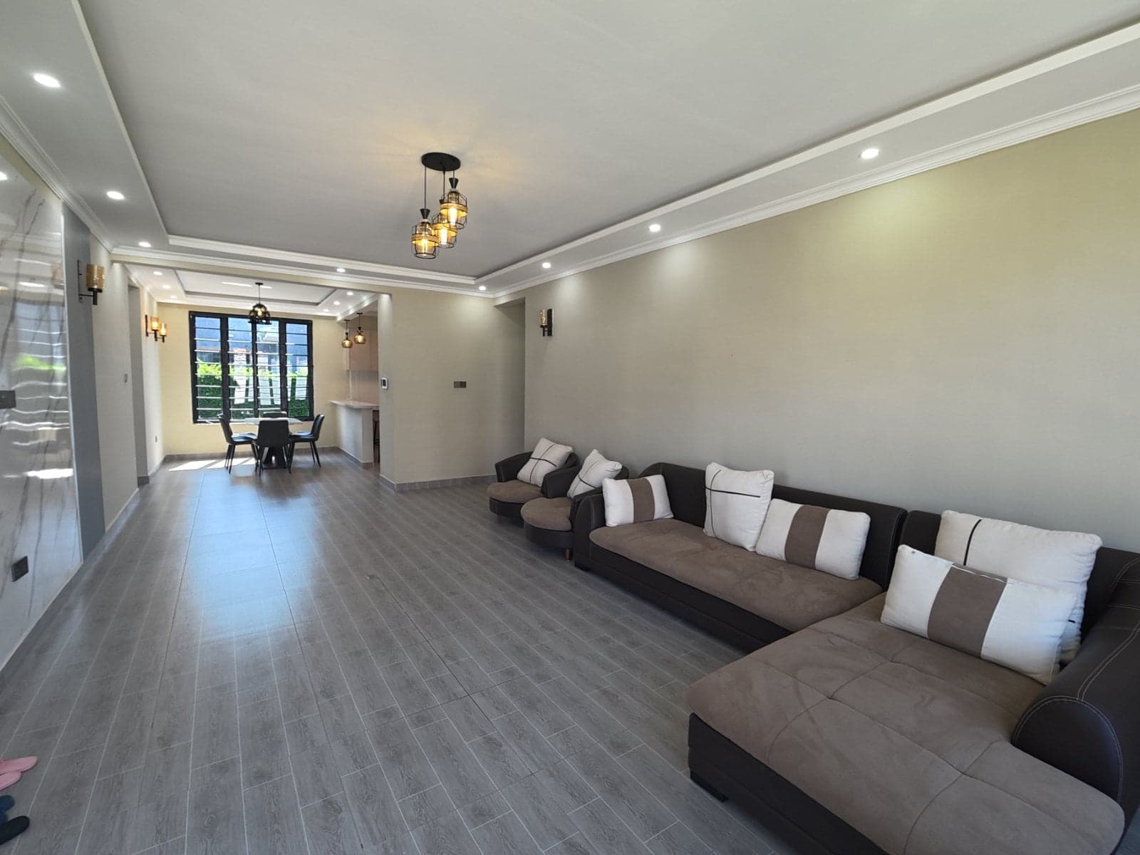 Property - Image 8