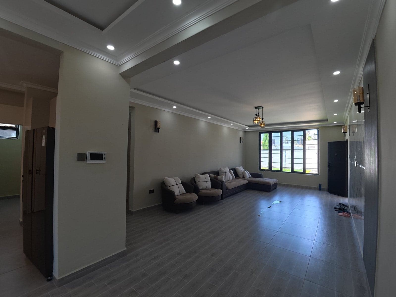 Property - Image 9