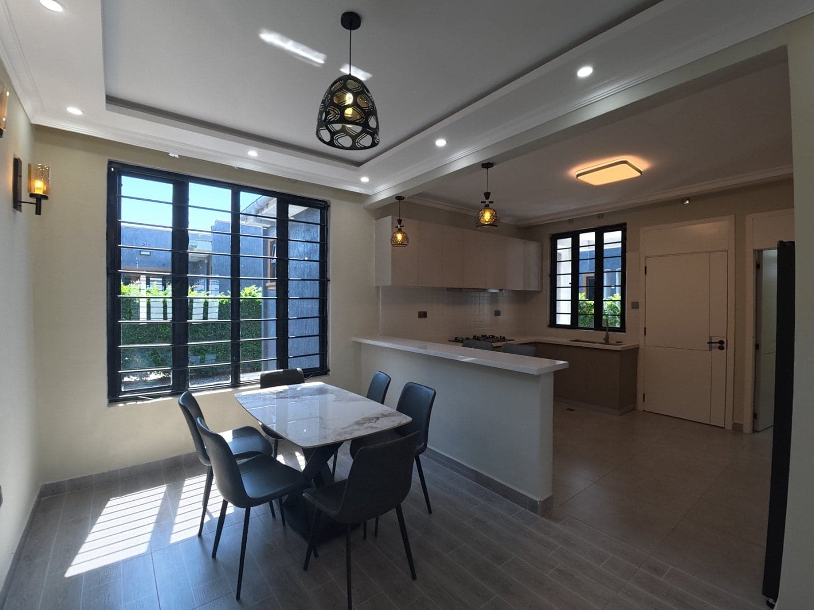Property - Image 11