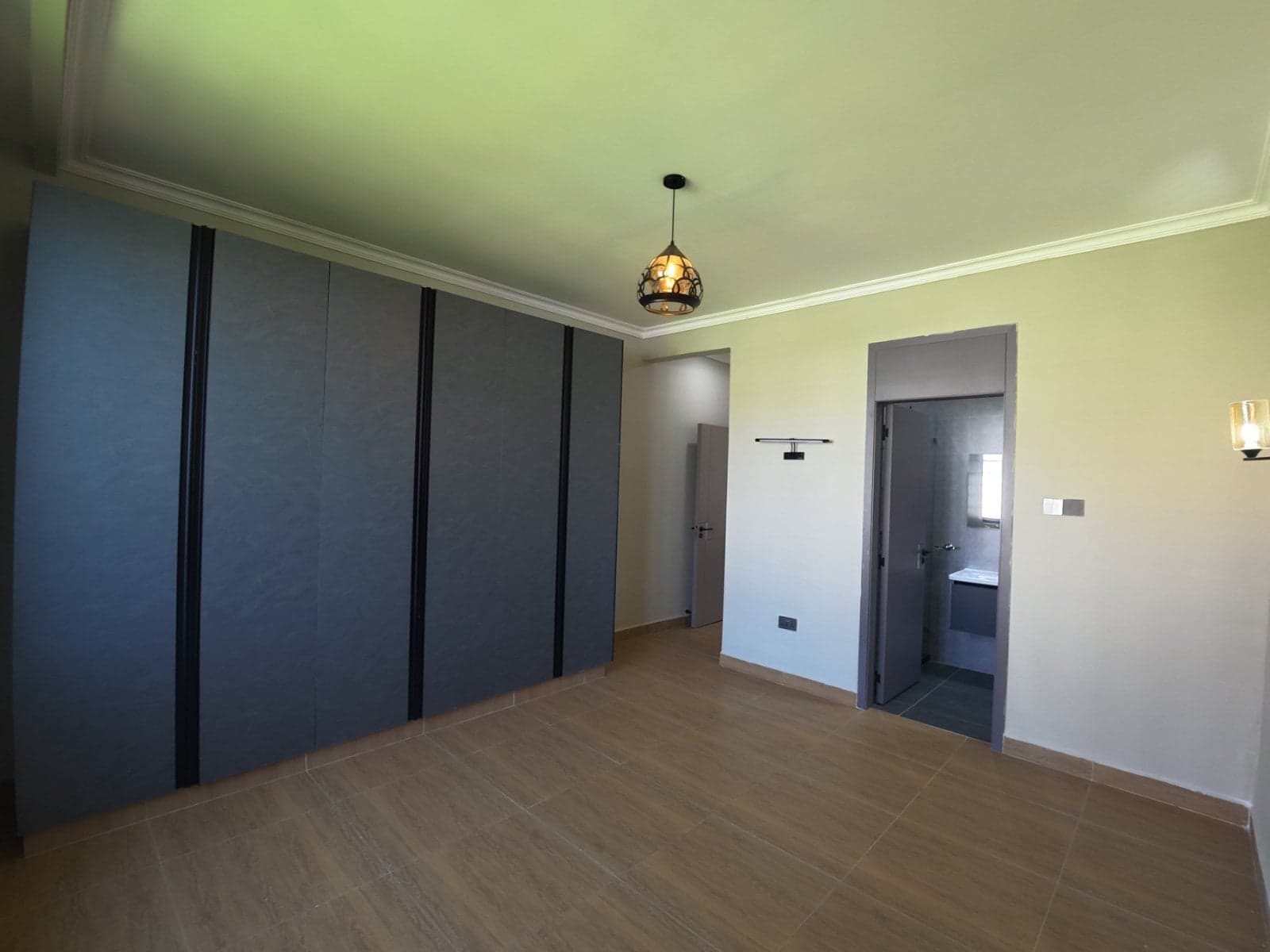 Property - Image 15