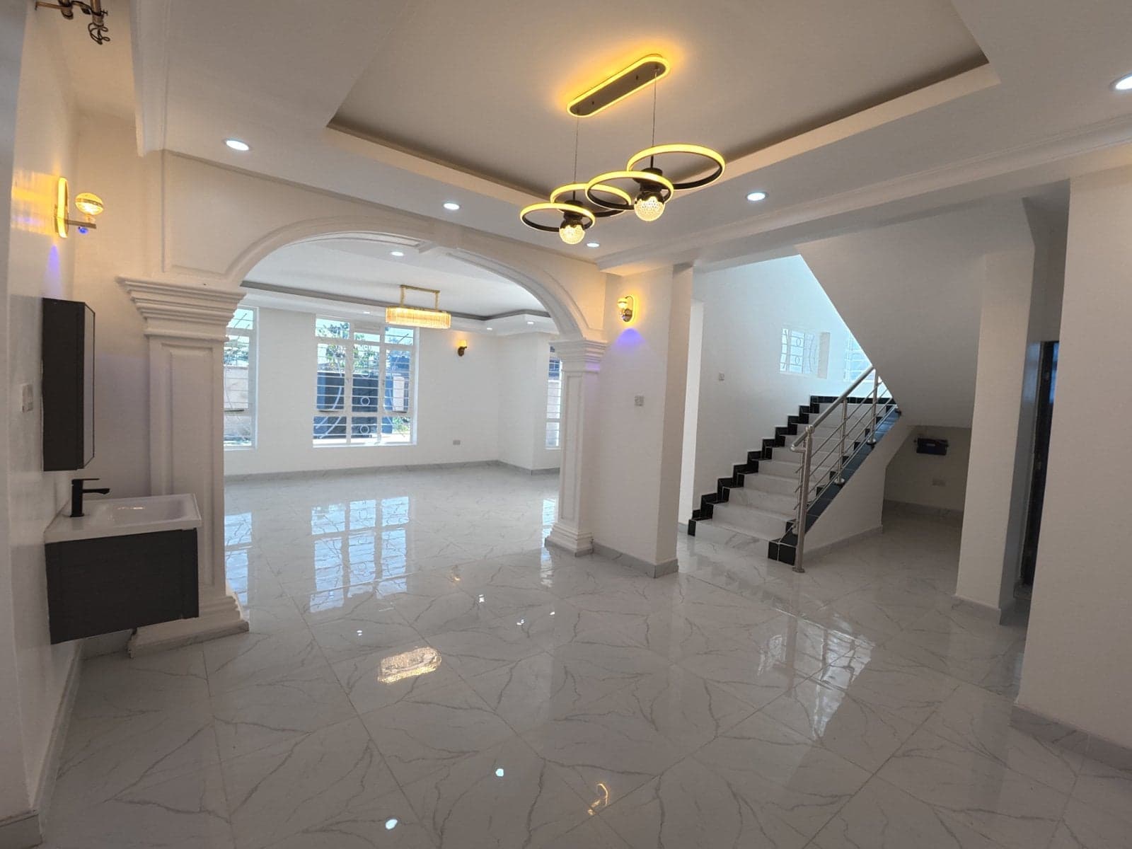 Property - Image 9