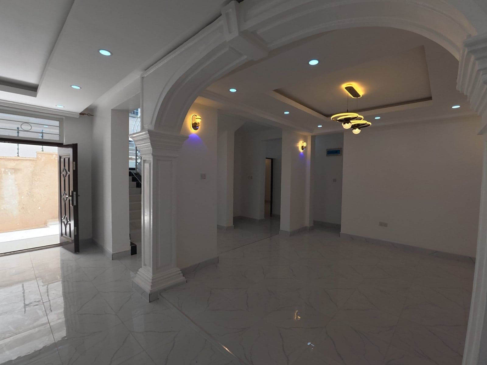 Property - Image 10