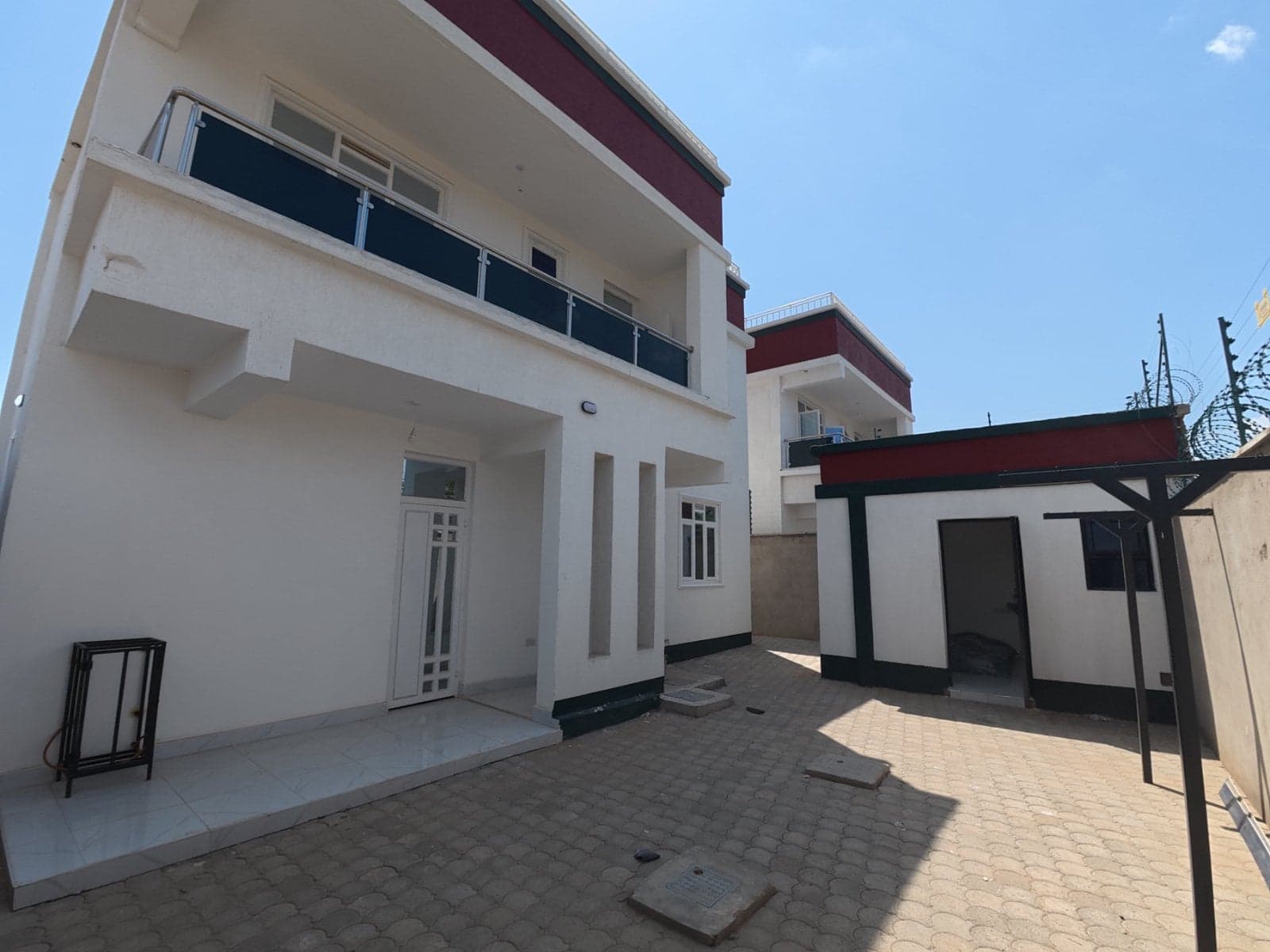 Property - Image 6