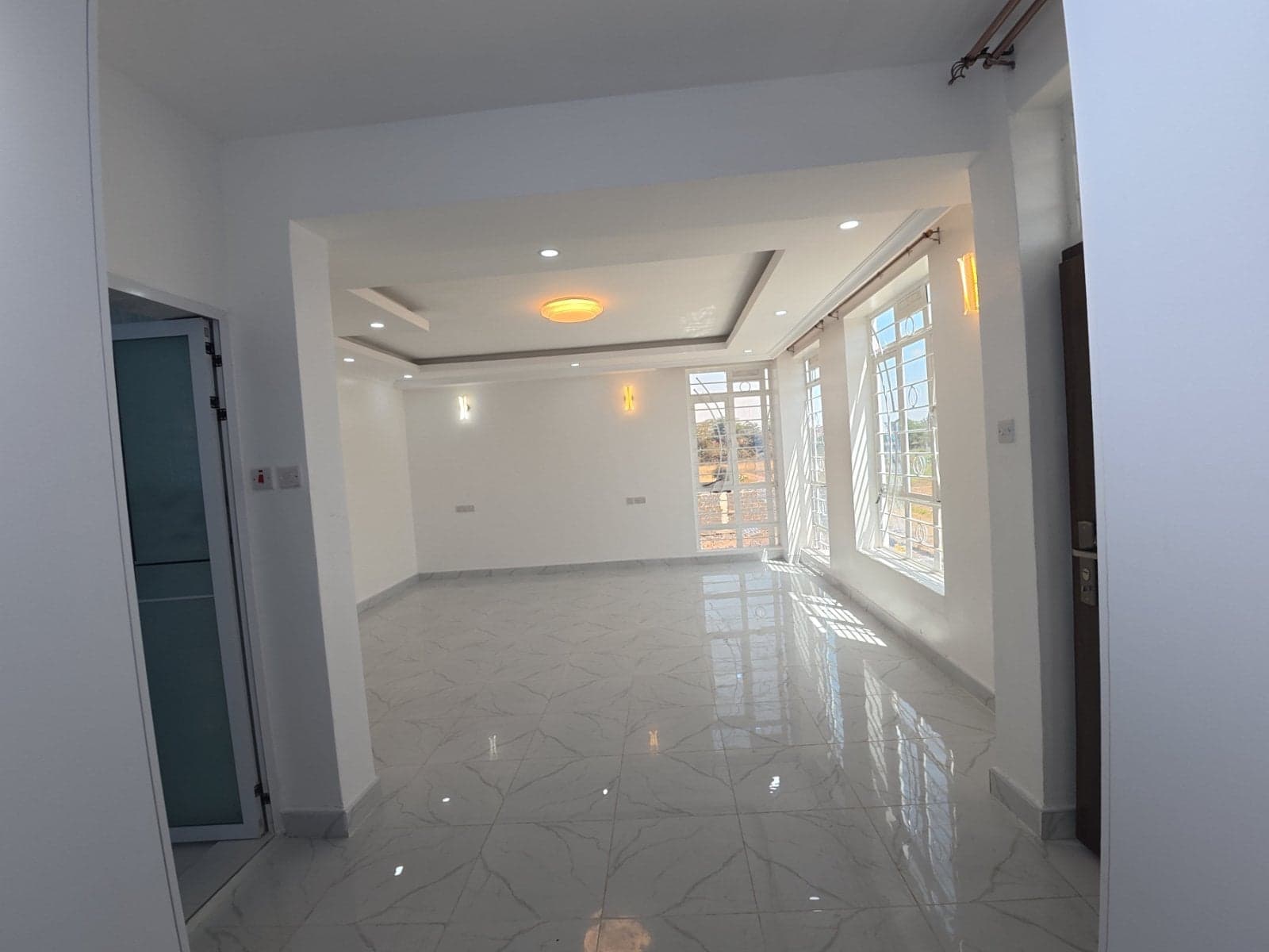 Property - Image 23