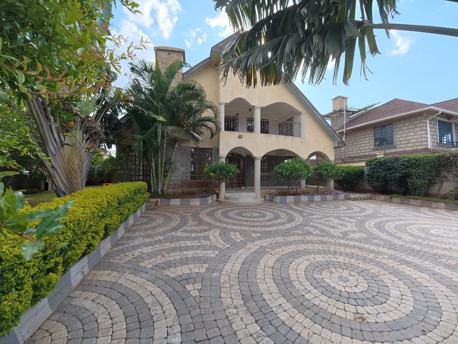Property - Image 2