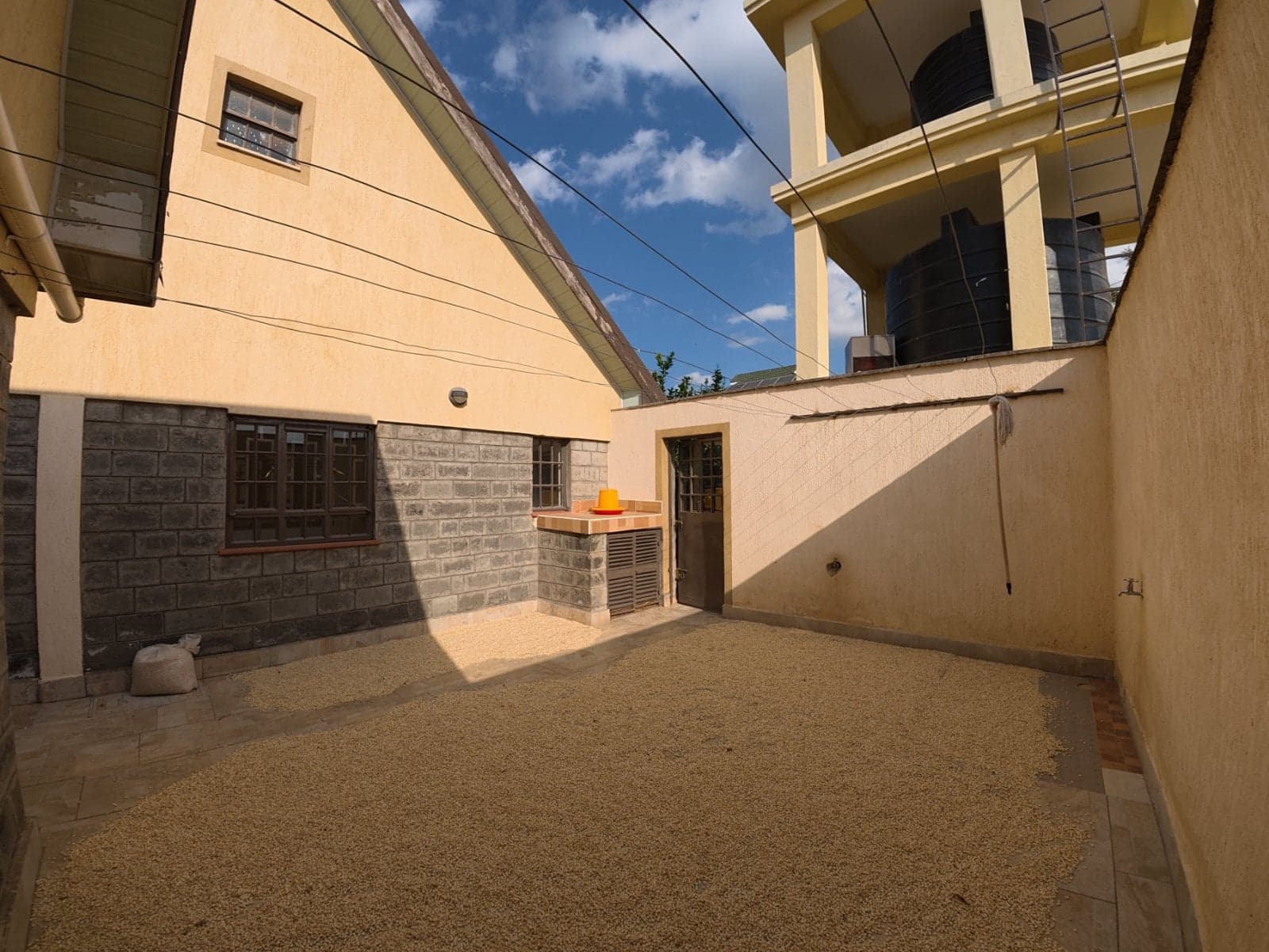 Property - Image 8